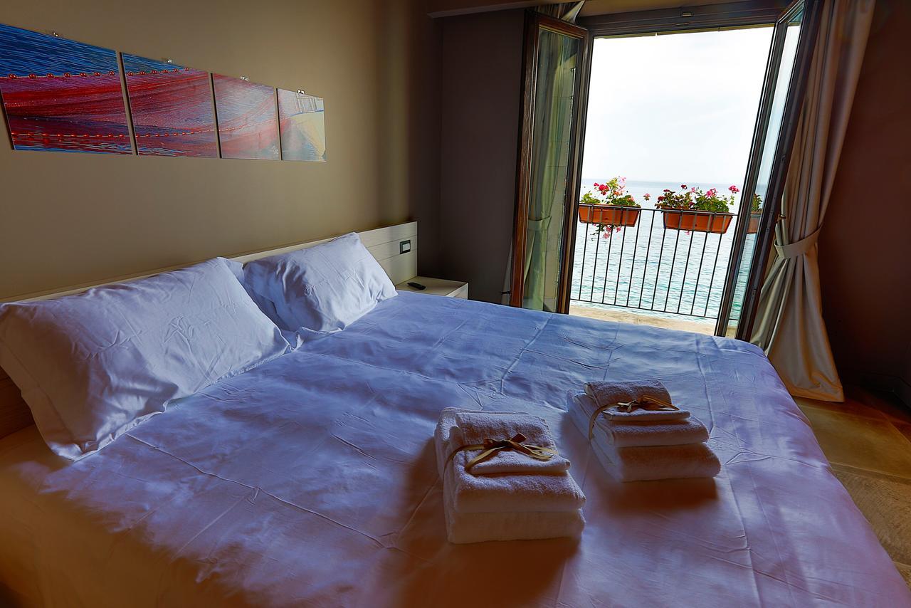 Il Casato Deluxe Rooms Scilla Ngoại thất bức ảnh