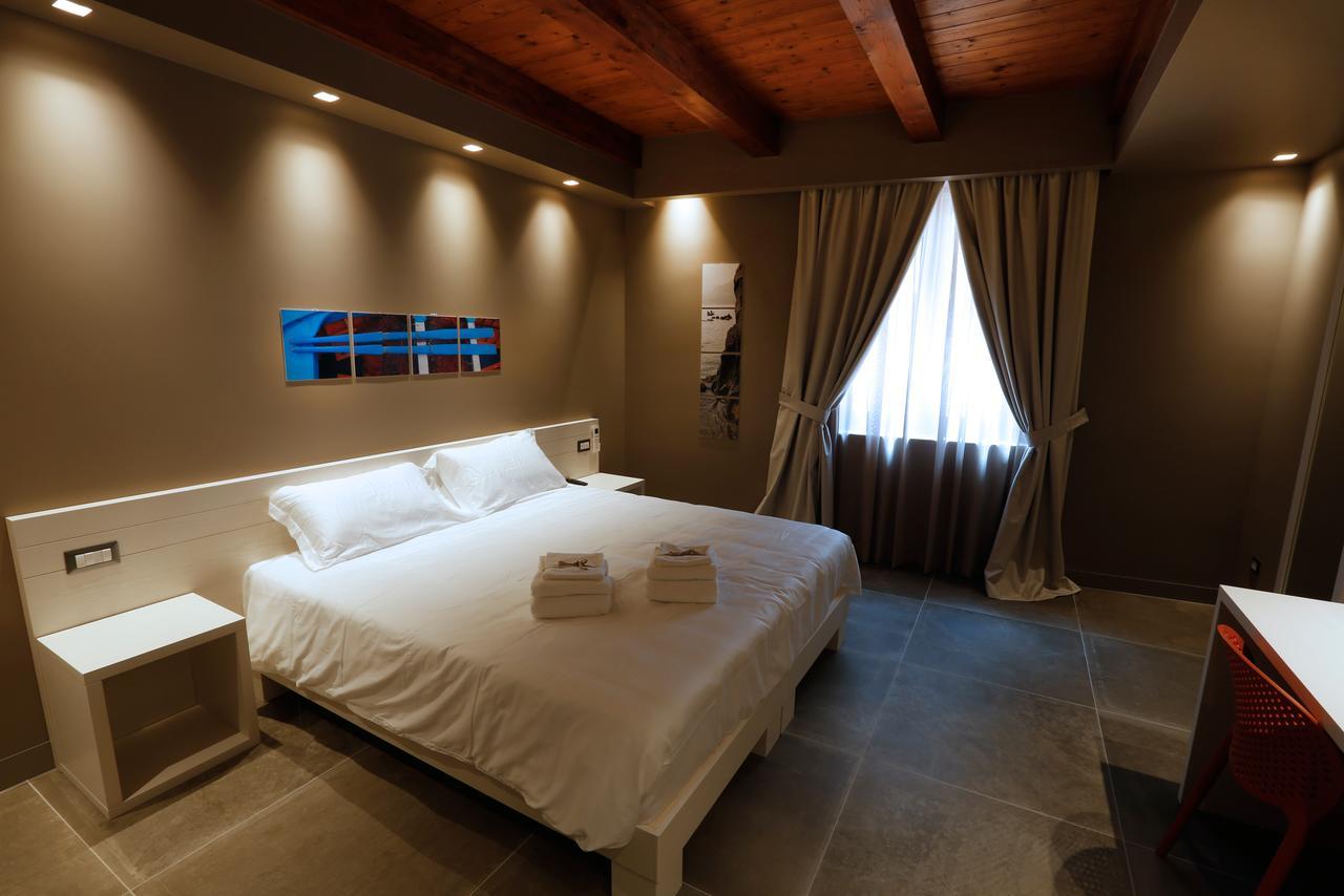 Il Casato Deluxe Rooms Scilla Ngoại thất bức ảnh
